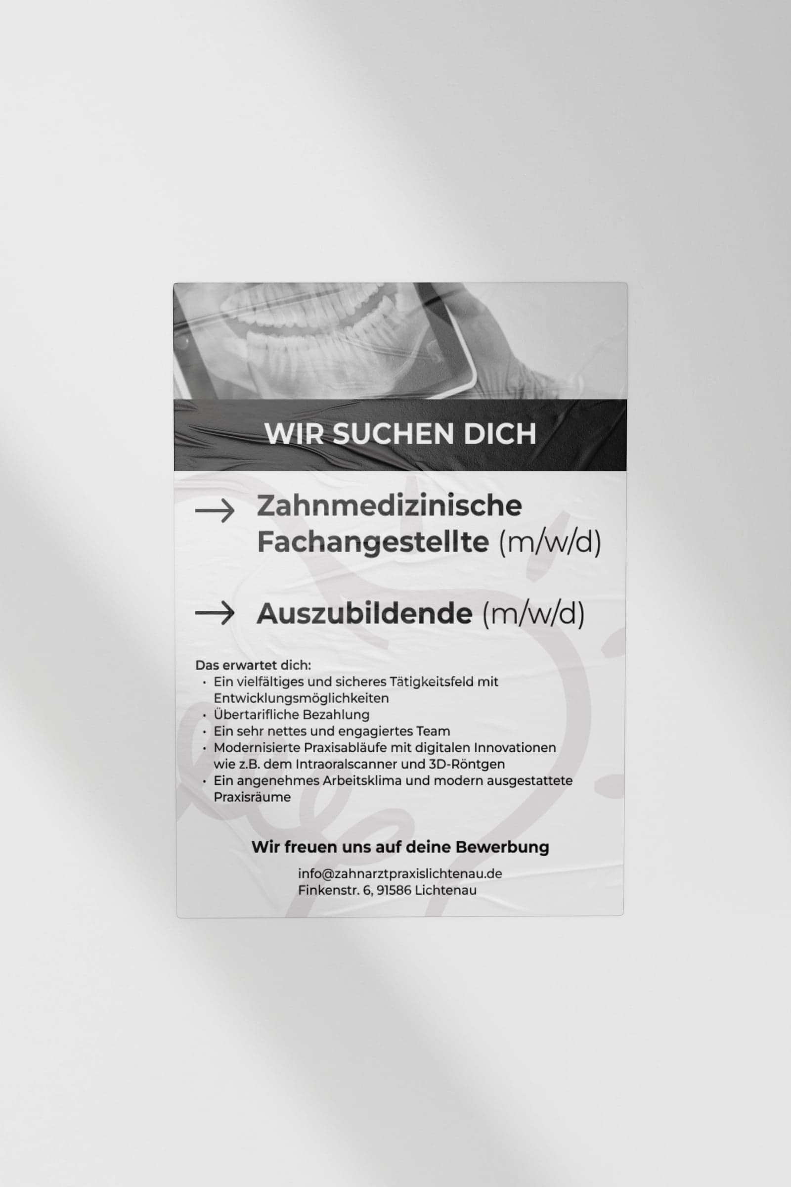 Plakat im neuen Corporate Design